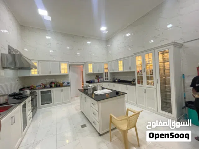 i am UPVC and aluminium technician and Glass,