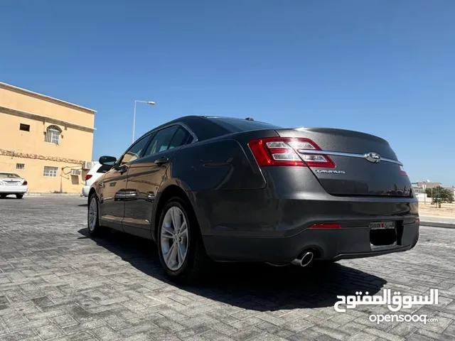 Ford Taurus 2018 in Central Governorate