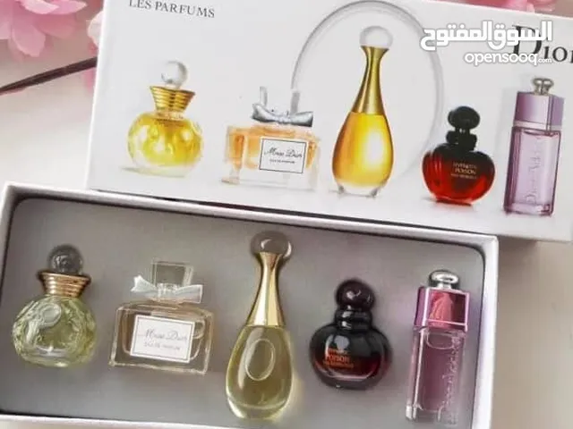 * طقم عطور ديور النسائي الأصلي 5 زجاجات*
