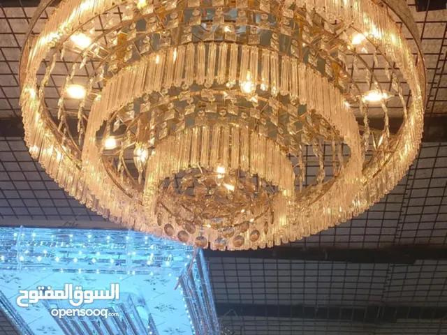 .......ثريا كريستال دائرية قياسها متر...............................