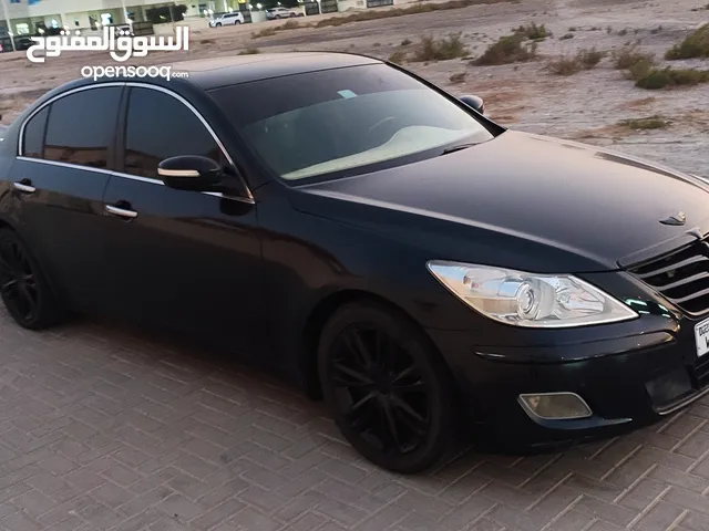 For Sale: 2010 Hyundai Genesis GLS – AED 18,000 (Negotiable)