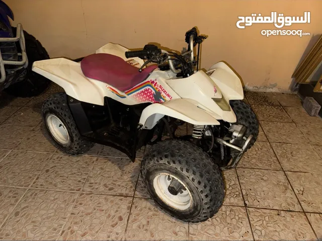 فورويل سوزوكي 50 cc خالية من المشاكل مالك اول موديل 2009