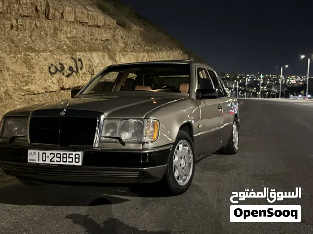 1992 Mercedes Benz E-Class E 200