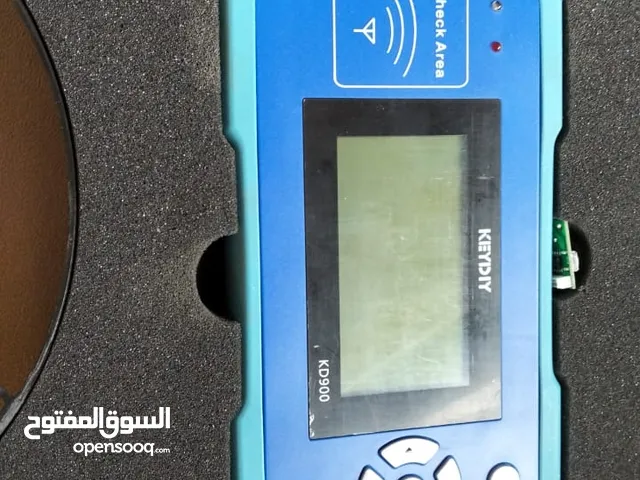 جهاز برمجة ريموتات السيارات KD900