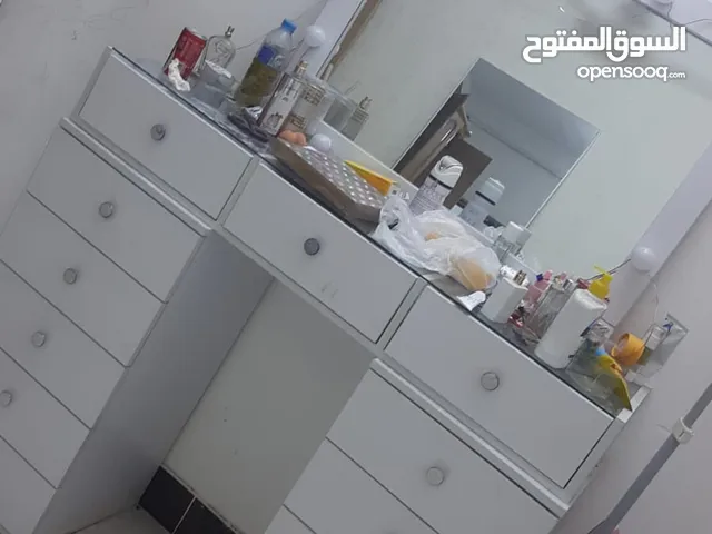 ميزي للبيع