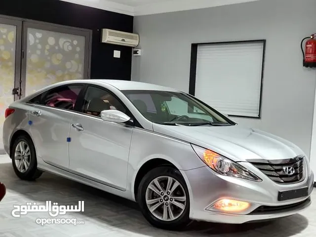 Used Hyundai Sonata in Tripoli