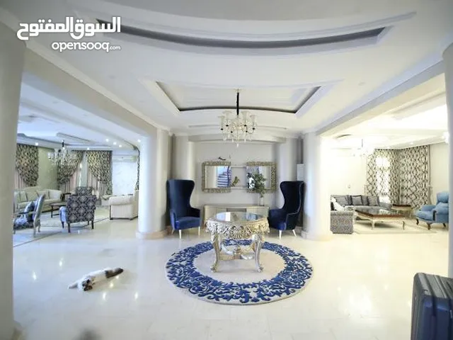 341 m2 More than 6 bedrooms Villa for Sale in Giza Sheikh Zayed
