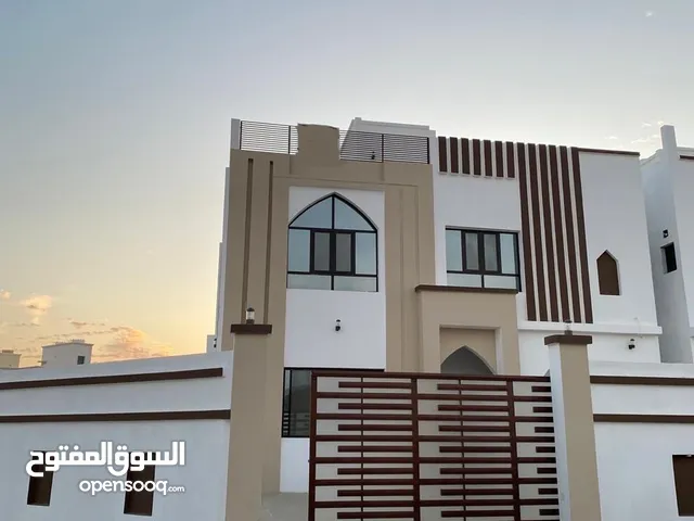 285 m2 5 Bedrooms Villa for Sale in Muscat Amerat