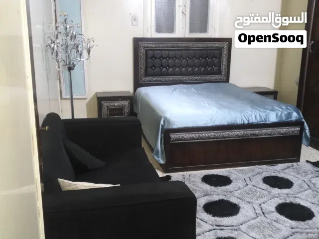 غرفه نوم كامله للبيع استعمال نظيف راقي