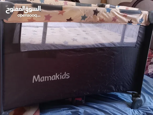 تخت بيبي مع مرفقاتو بحالة ممتازة