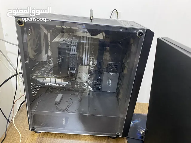 Pc مع شاشه للبيع