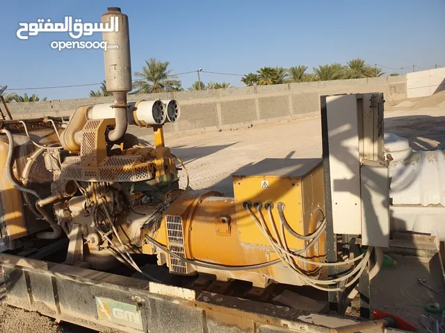 لدي معدات مصنع بلك نظيفة للبيع