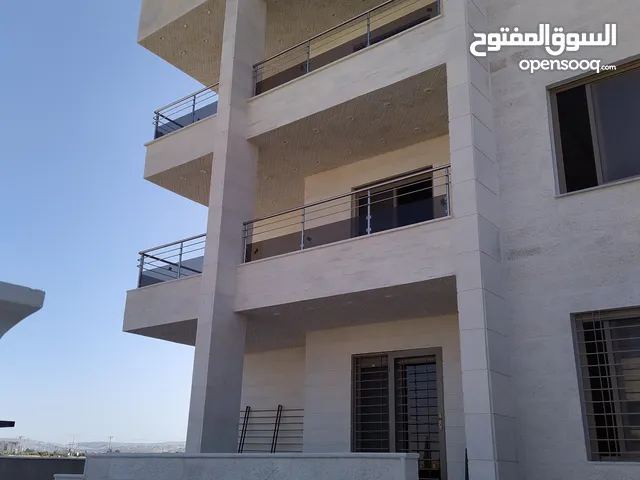 240m2 4 Bedrooms Apartments for Sale in Irbid Al Rahebat Al Wardiah