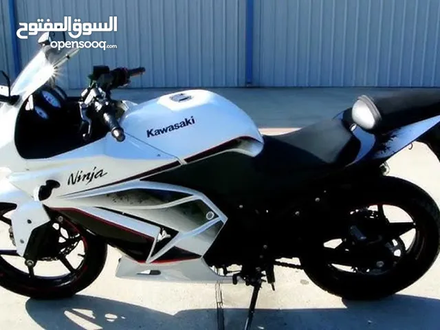 للبيع دراجة نارية كوزاكي 250 cc
