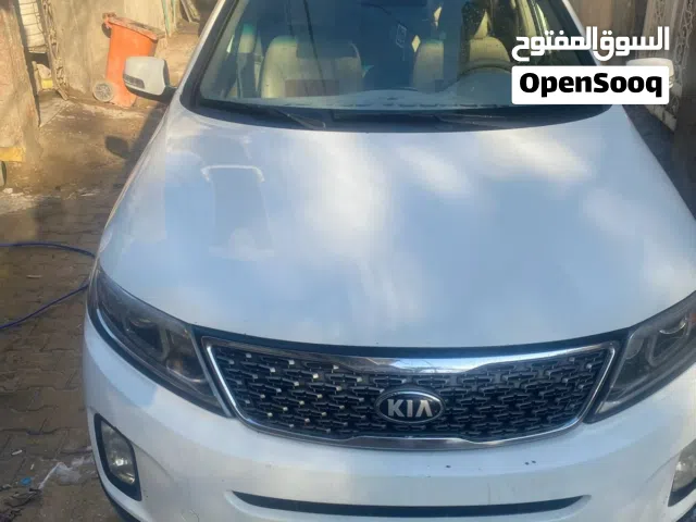 Used Kia Sorento in Basra