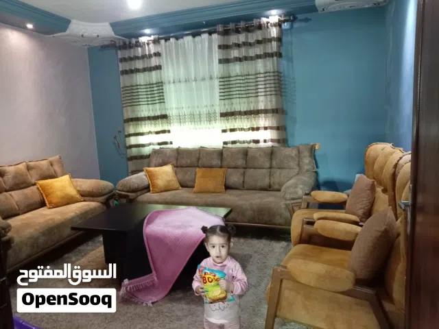 طقم كنب تركي ثقيل للبيع مرتب نظيف