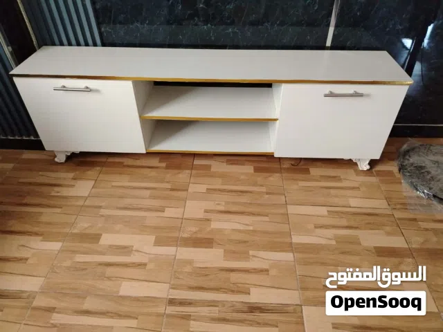 طاولة وسط طاولة تلفزيون