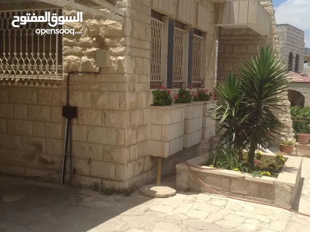 280 m2 3 Bedrooms Villa for Sale in Amman Safut