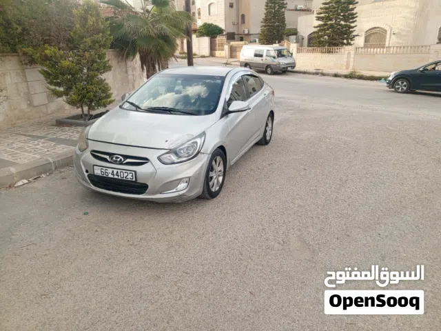 2011, هيونداي, اكسنت, GL