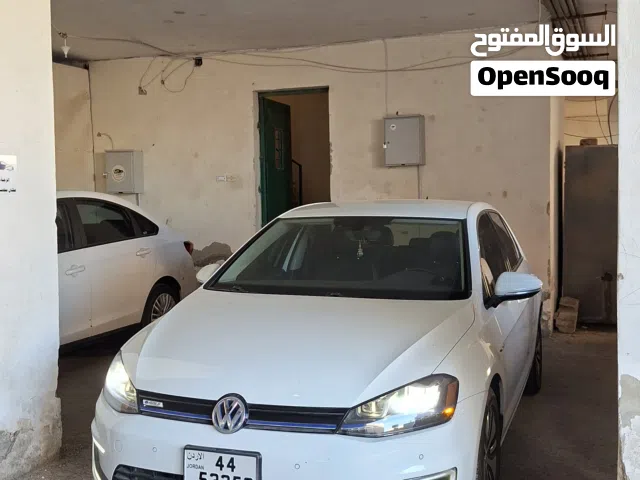 2016 فولكسفاغن جولف E-Golf