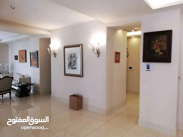 600m2 4 Bedrooms Villa for Sale in Amman Abdoun