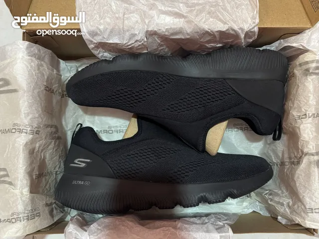 Skechers Performance Air Cooled Goga Mat سكيتشرز بيرفورمانس أسود مقاس 10.5-44
