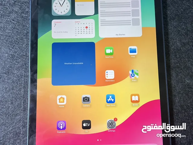 iPad air 5 ايباد اير شبه جديد