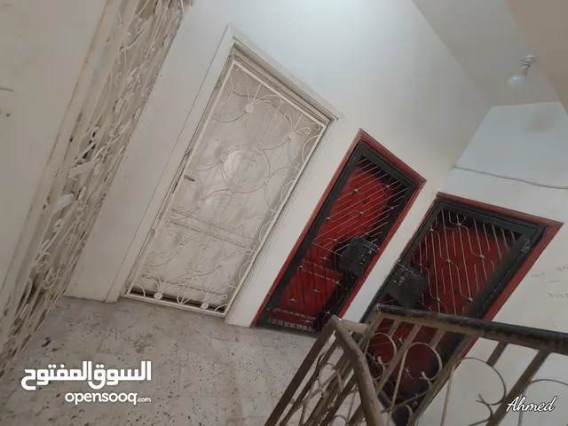 70 m2 3 Bedrooms Apartments for Rent in Aden Shaykh Uthman