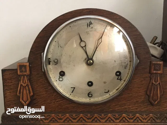 تلفزيون + ساعة