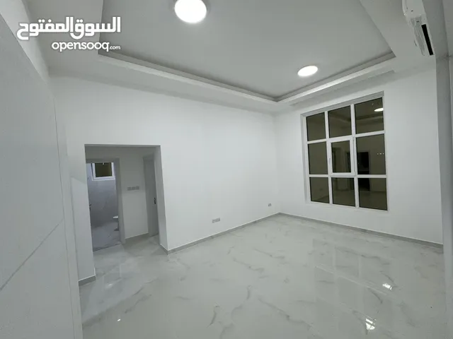 100 m2 2 Bedrooms Apartments for Rent in Al Ain Al-Yahar
