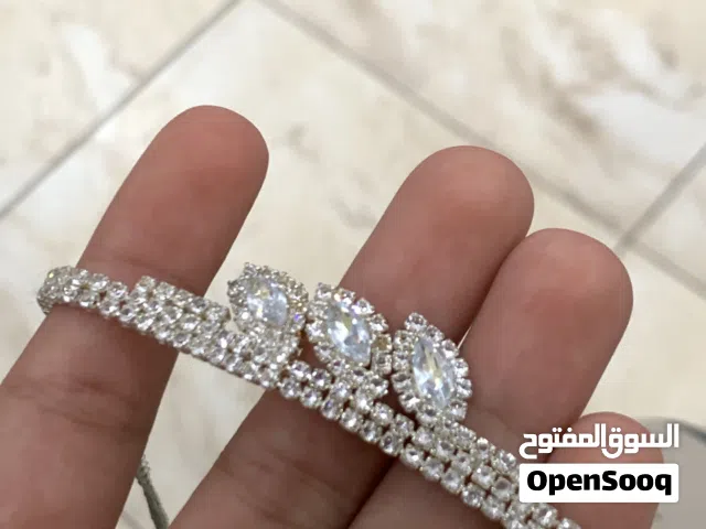 أسواره فضيه ناعمه