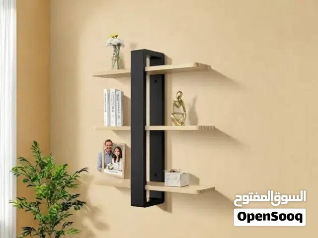 رفوف وديكورات خشبية
