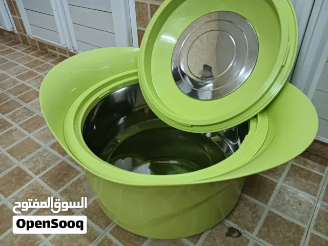 حافظة طعام كبيرة
