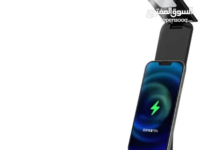 مصباح منضدي (تيبل لامب) مع ساعة و شاحن لاسلكي للنقال