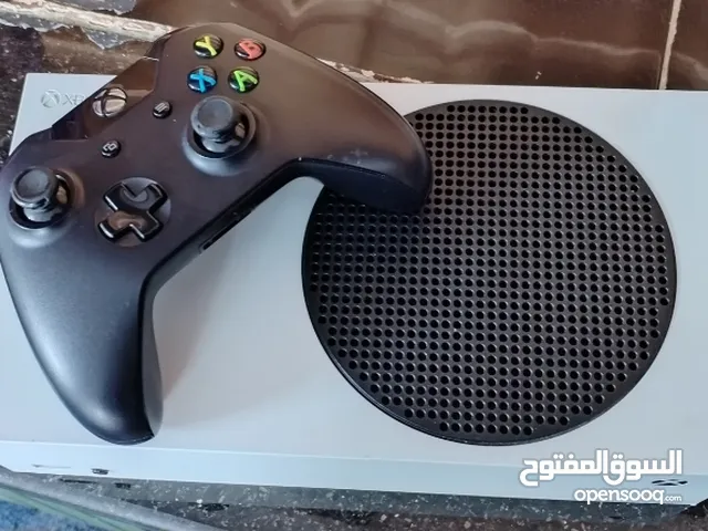 Xbox Series S  للبيع بحالة الوكالة