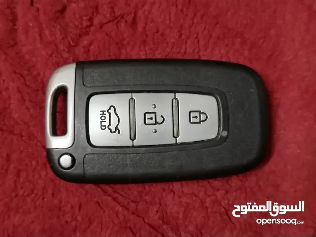 مفتاح كيا اوبتيما جديد غير مستعمل من وكالة عمان 2012