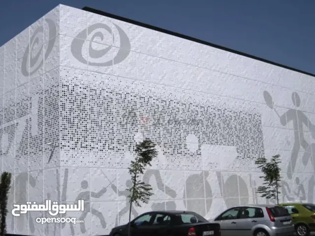 محل او مكتب للايجار في وسط مسقط بالقرب من اكسترا الغبره (100 ) الايجار فقط