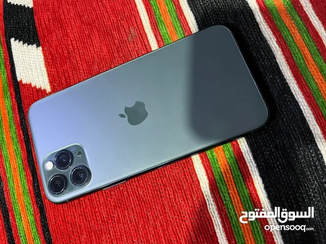 Apple iPhone 11 Pro 256 GB in Basra