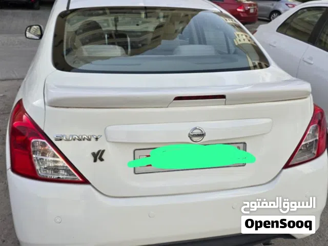 2018 نيسان صني Standard