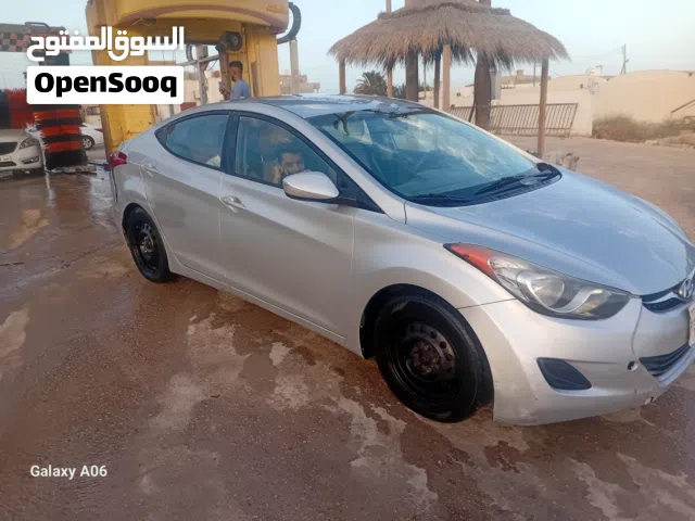 Used Hyundai Elantra in Jumayl