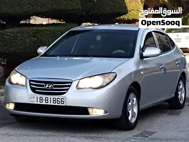 2010 هيونداي افانتي Standard