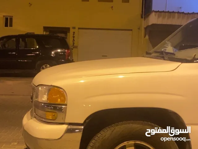 Used GMC Yukon in Northern Governorate