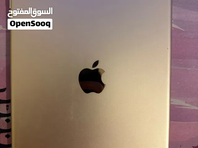 iPad 5th generation 9.7 inch 32GB with cover