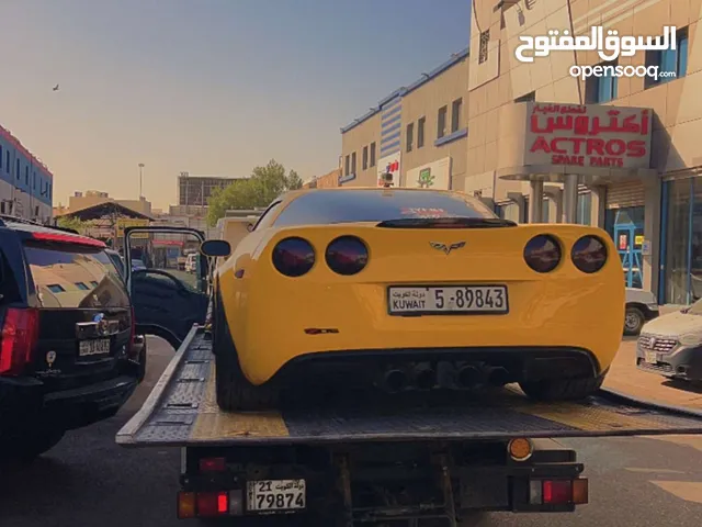 Flatbed Isuzu 2023 in Kuwait City