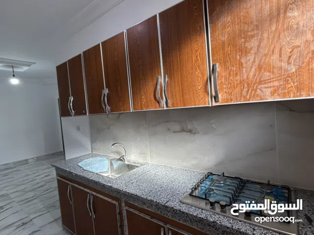 170 m2 2 Bedrooms Apartments for Rent in Tripoli Souq Al-Juma'a
