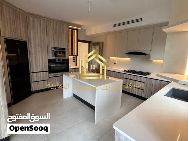 شقة فاخرة - لم تسكن - 4نوم - 270م - تشطيبات عالية الجودة / دير غبار