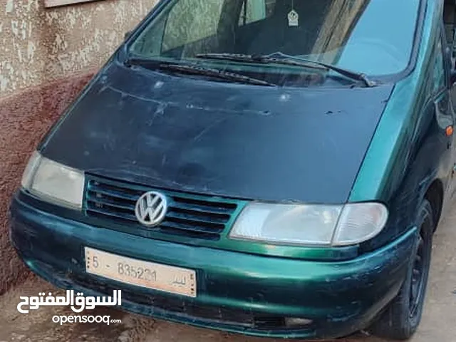 Used Volkswagen Sharan in Tripoli