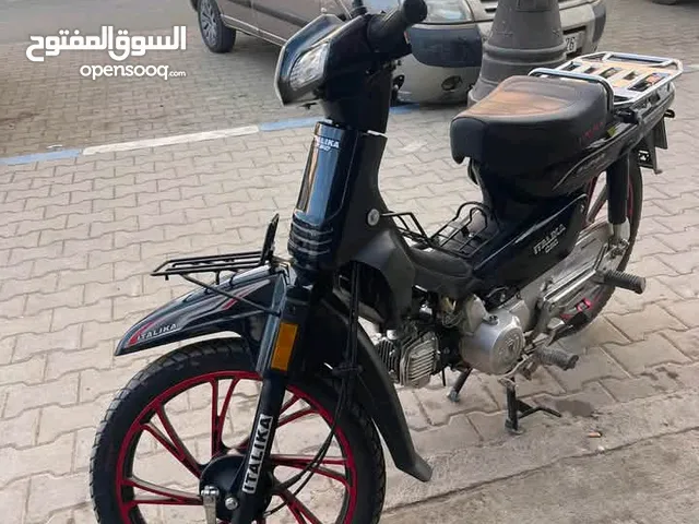 هاد دراجة نارية للبيع لي بغاها يدوز وتساب
