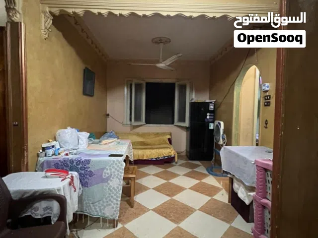 شقة بفلمنج 3 غرف موقع راقي بحري ترام فلمنج ثالث نمرة من شارع ابوقير