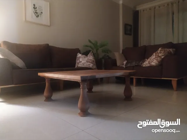 طقم كنب سبع مقاعد